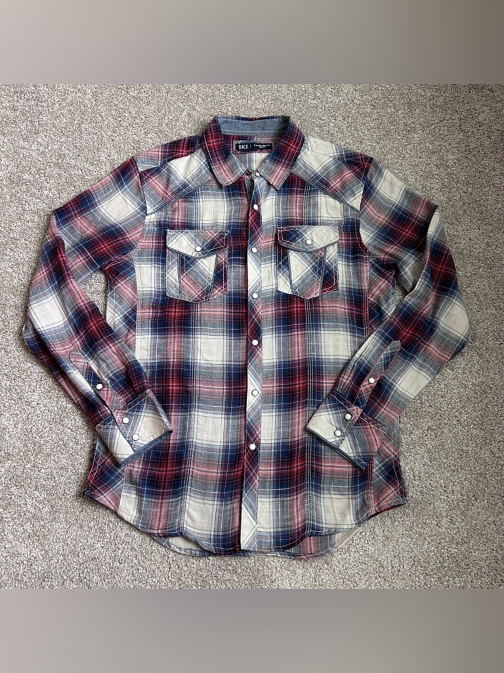 BKE Mens Medium Standard Fit Plaid Western Snap Button Down Shirt Red Blue Cream